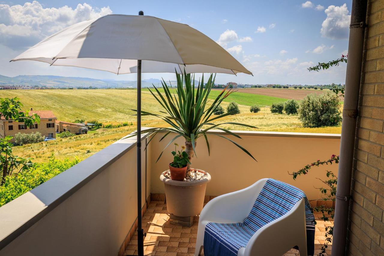 B&B Il Tiglio Porto SantʼElpidio Екстериор снимка